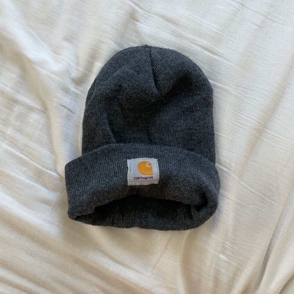 EUC Carhartt beanie, dark heather grey